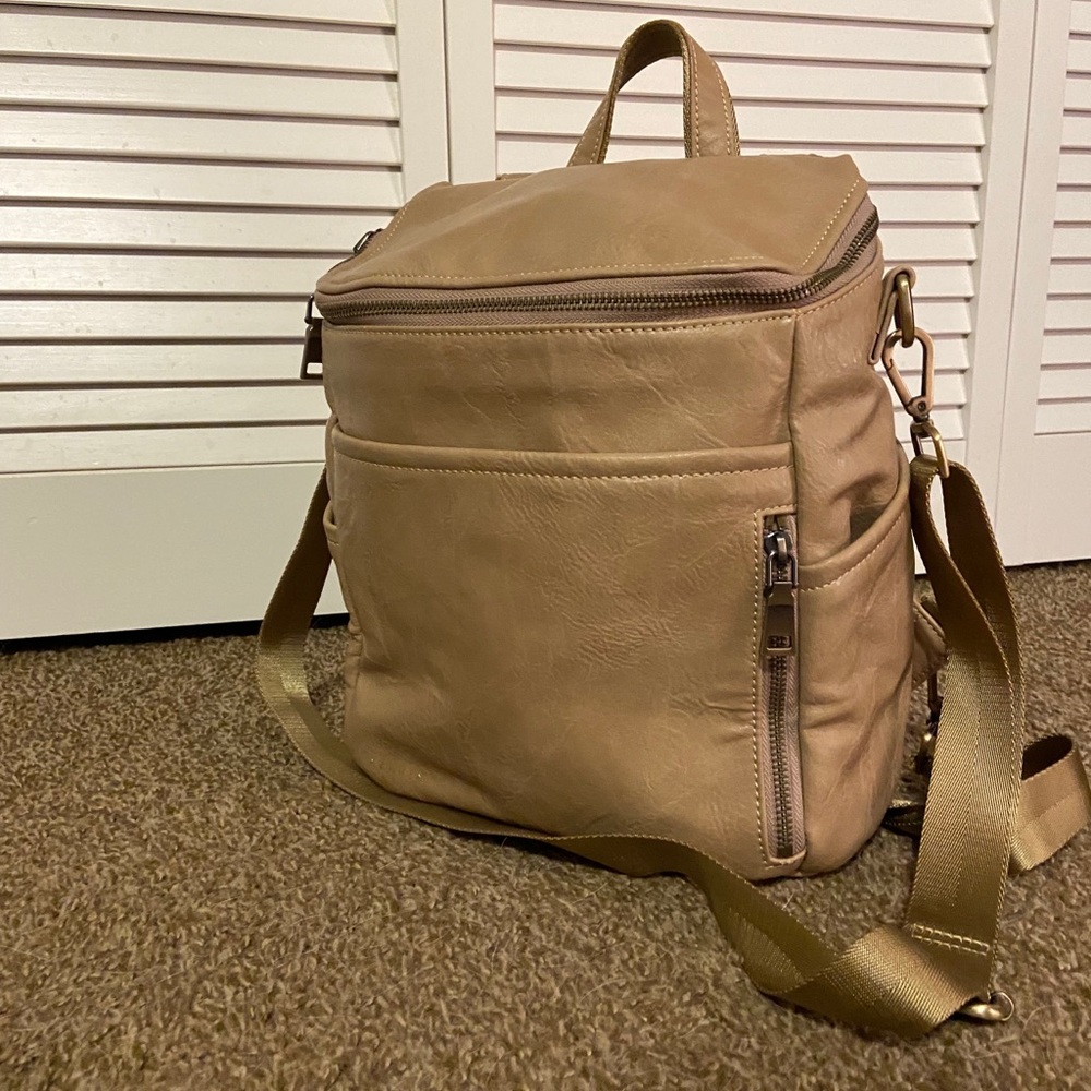 Azaria La Mere Petite diaper bag in color Taupe